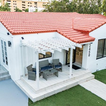 Luxury Retreat 3B ,2Ba Pool , Coral Gables Center Villa Miami Dış mekan fotoğraf