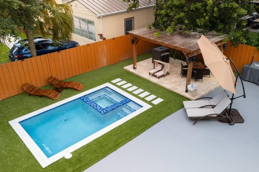 Luxury Retreat 3B ,2Ba Pool , Coral Gables Center Villa Miami Dış mekan fotoğraf
