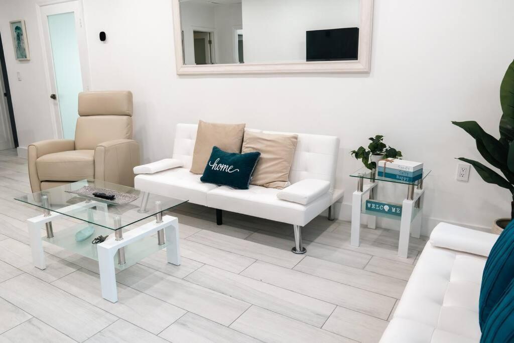 Luxury Retreat 3B ,2Ba Pool , Coral Gables Center Villa Miami Dış mekan fotoğraf