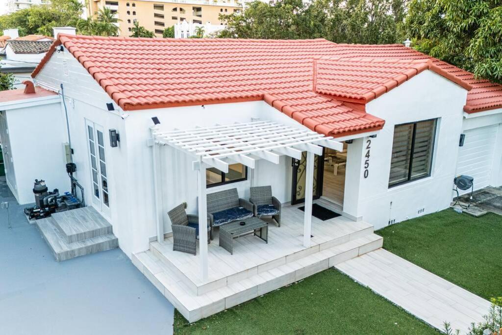 Luxury Retreat 3B ,2Ba Pool , Coral Gables Center Villa Miami Dış mekan fotoğraf